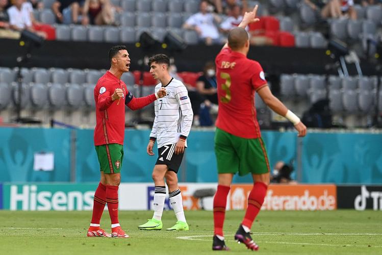 欧洲杯直播:德国VS葡萄牙的相关图片